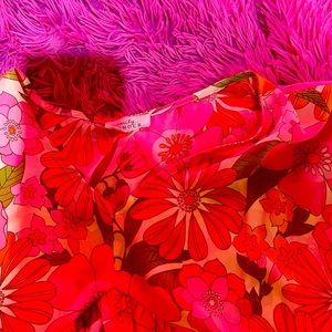 Beautiful summer mini.. soft an goes with anything..